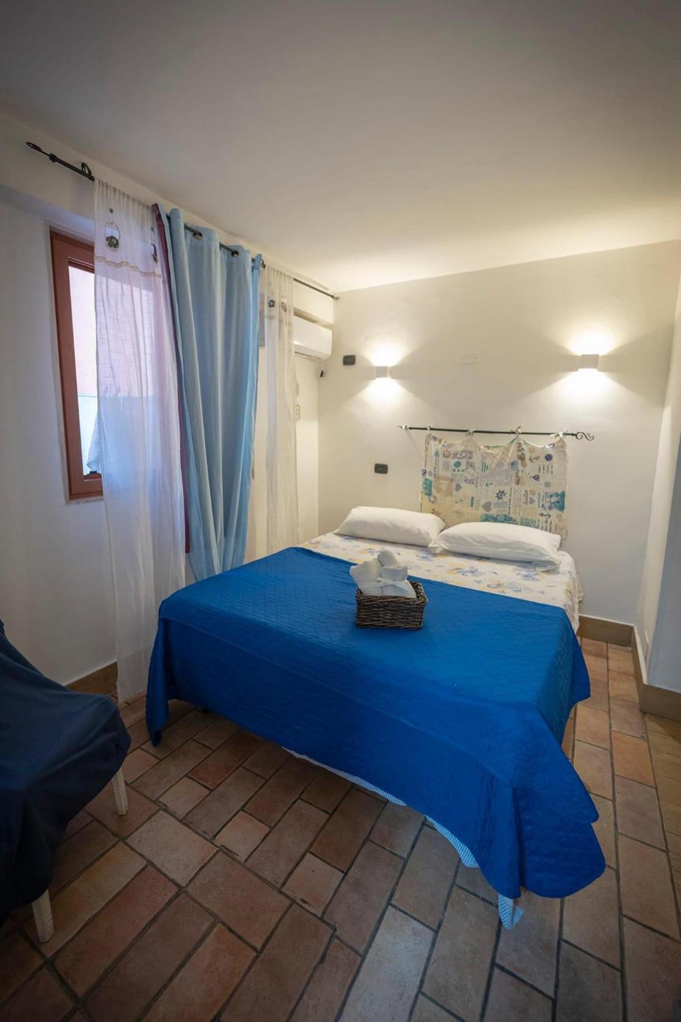 Lighthouse Taranto Apartman Kültér fotó